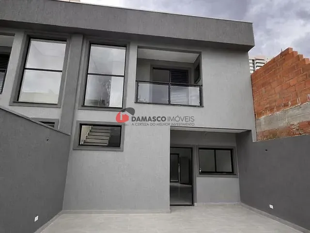 Sobrado 3 quartos e 4 banheiros, à venda, no bairro Campestre em Santo André