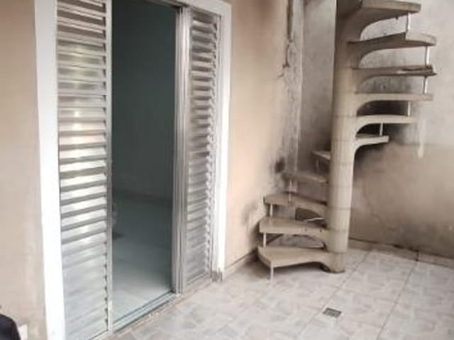 Sobrado com 80m² 3 quartos e 3 banheiros, à venda, no bairro Santo Antônio em Osasco