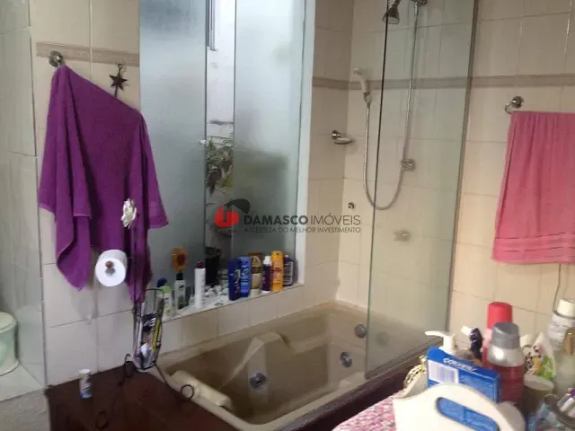 Sobrado 3 quartos e 4 banheiros, à venda, no bairro Campestre em Santo André