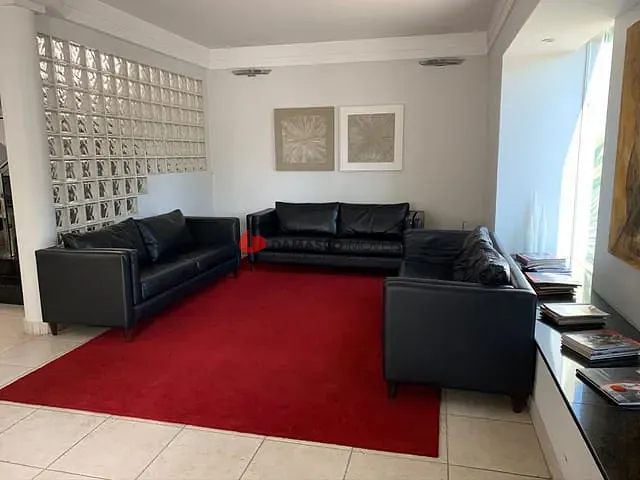 Sobrado à venda, no bairro Indianópolis em São Paulo