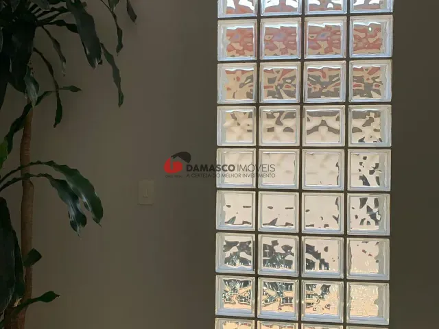 Sobrado à venda, no bairro Indianópolis em São Paulo