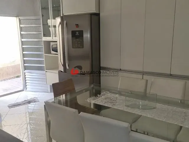 Sobrado com 150m² 2 quartos e 1 banheiro, para alugar, no bairro Jardim Stella em Santo André