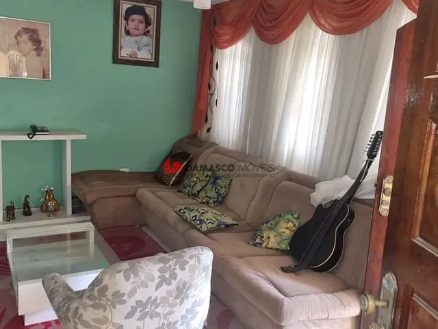 Sobrado com 150m² 2 quartos e 1 banheiro, para alugar, no bairro Jardim Stella em Santo André