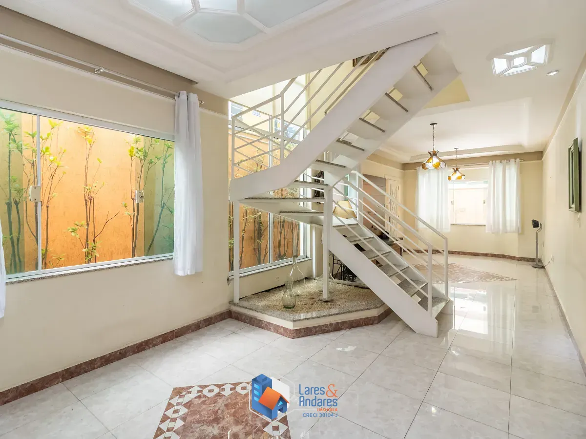 Sobrado, 4 quartos, 140 m² - Foto 1