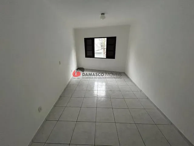 Sobrado com 120m² 3 quartos e 1 banheiro, para alugar, no bairro São José em São Caetano do Sul