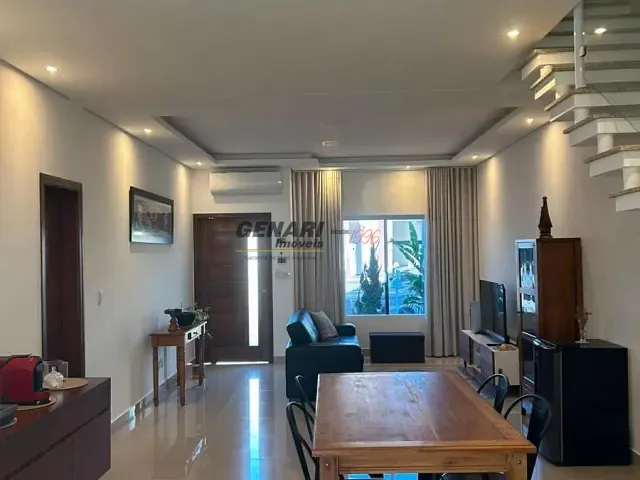 Sobrado com 200m² 3 quartos e 2 banheiros, à venda, no bairro Jardim Bréscia em Indaiatuba