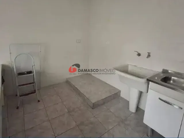 Sobrado 3 quartos e 3 banheiros, para alugar, no bairro Santa Paula em São Caetano do Sul