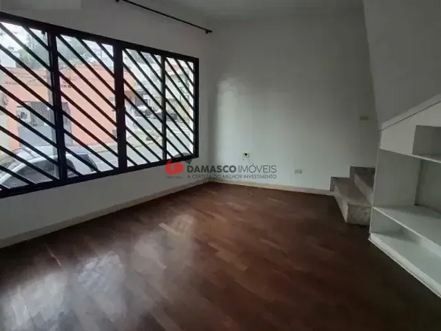 Sobrado 3 quartos e 3 banheiros, para alugar, no bairro Santa Paula em São Caetano do Sul