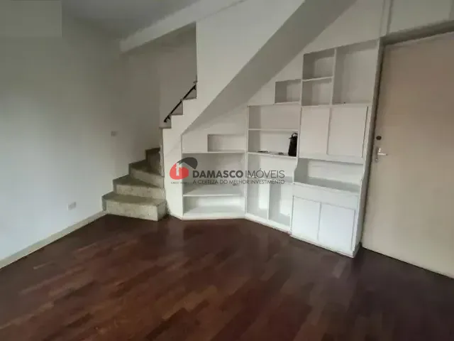 Sobrado 3 quartos e 3 banheiros, para alugar, no bairro Santa Paula em São Caetano do Sul