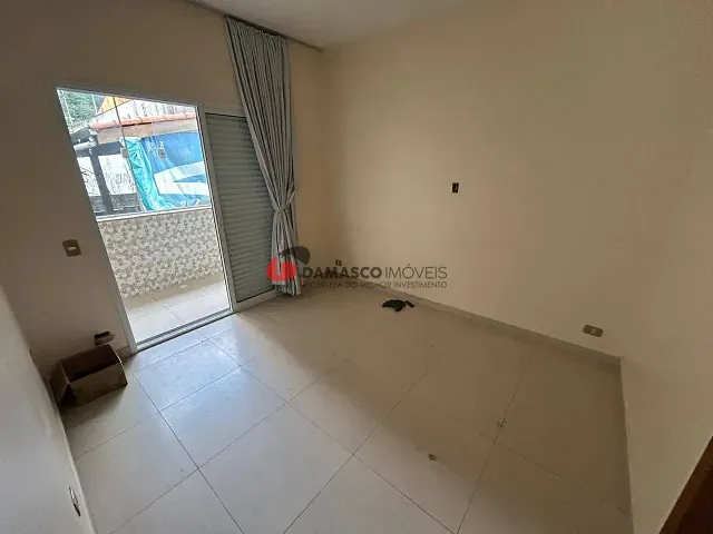Sobrado com 424m², para alugar, no bairro Nova Gerty em São Caetano do Sul