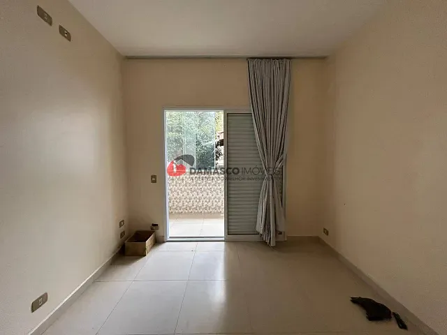 Sobrado com 424m², para alugar, no bairro Nova Gerty em São Caetano do Sul