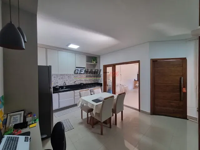 Sobrado com 150m² 2 quartos e 2 banheiros, à venda, no bairro Jardim Residencial Veneza em Indaiatuba