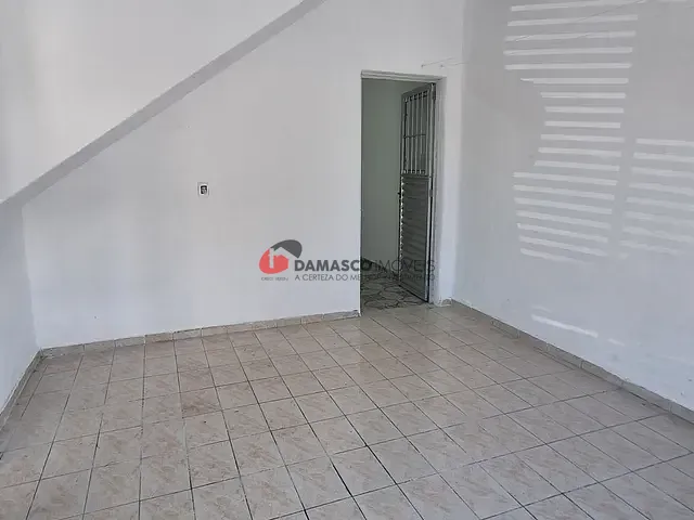Sobrado 2 quartos e 2 banheiros, para alugar, no bairro Santa Maria em São Caetano do Sul