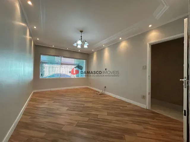 Sobrado com 105m² 3 quartos e 1 banheiro, à venda, no bairro Barcelona em São Caetano do Sul