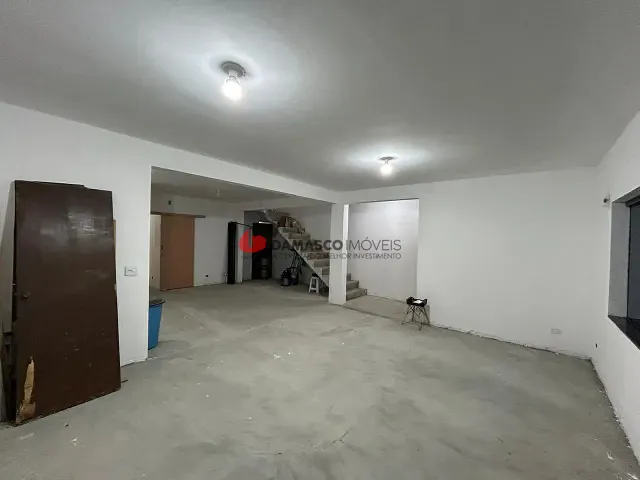 Sobrado 2 quartos e 4 banheiros, à venda, no bairro Santa Paula em São Caetano do Sul