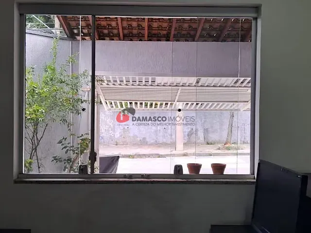Sobrado 2 quartos e 2 banheiros, à venda, no bairro Jardim Santo Antônio em Santo André