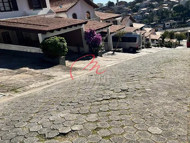 Sobrado 3 quartos e 4 banheiros, para alugar, no bairro Vila Polopoli em São Paulo