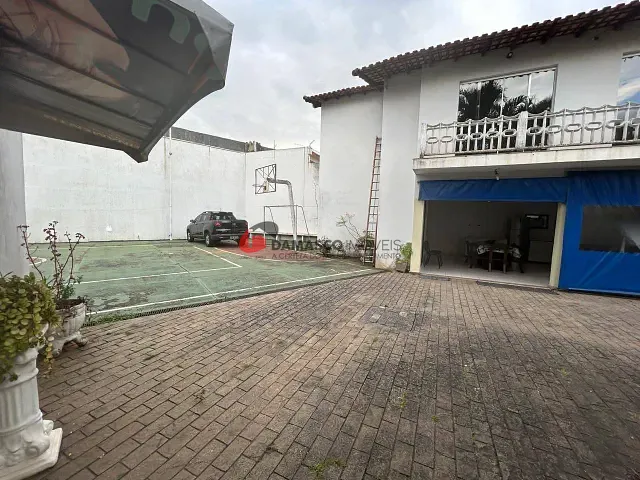 Sobrado 4 quartos e 4 banheiros, à venda, no bairro Vila Homero Thon em Santo André