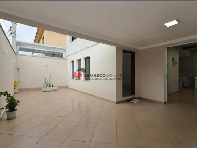 Sobrado 3 quartos e 2 banheiros, à venda, no bairro Vila Pinheirinho em Santo André