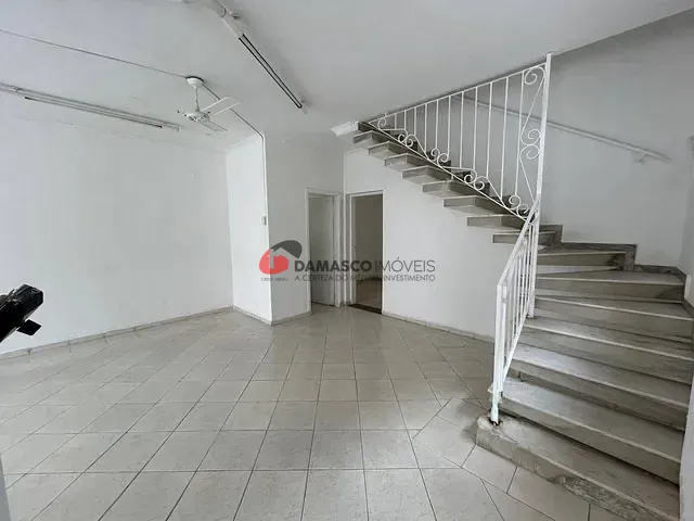Sobrado 3 quartos e 3 banheiros, à venda, no bairro Olímpico em São Caetano do Sul