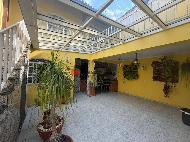 Sobrado com 214m² 3 quartos e 5 banheiros, à venda, no bairro Santa Paula em São Caetano do Sul