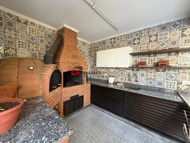 Sobrado com 214m² 3 quartos e 5 banheiros, à venda, no bairro Santa Paula em São Caetano do Sul