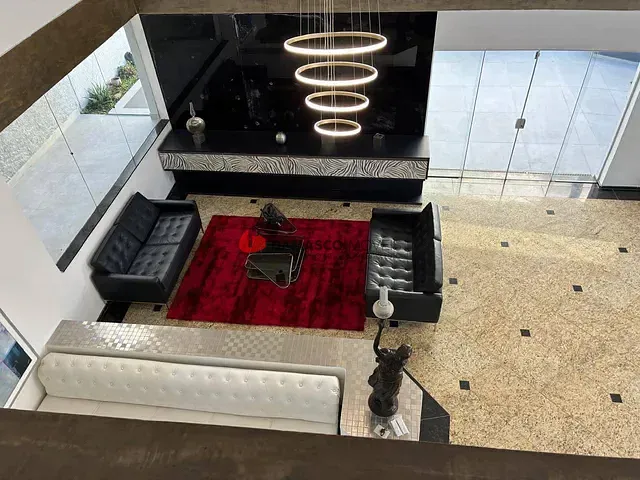 Sobrado 4 quartos e 6 banheiros, à venda, no bairro Jardim São Caetano em São Caetano do Sul