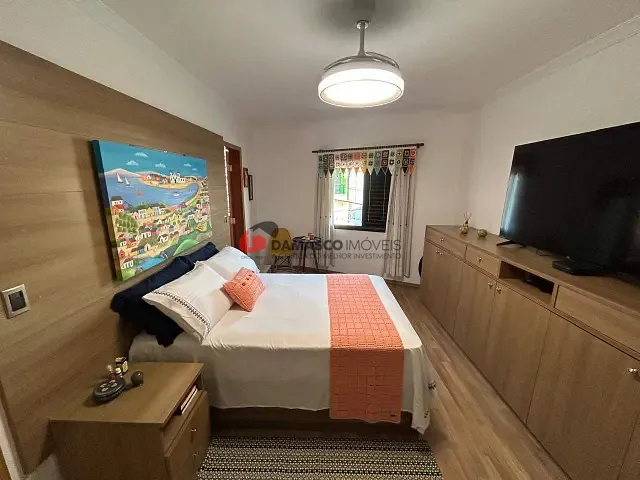 Sobrado com 196m² 3 quartos e 3 banheiros, à venda, no bairro Olímpico em São Caetano do Sul