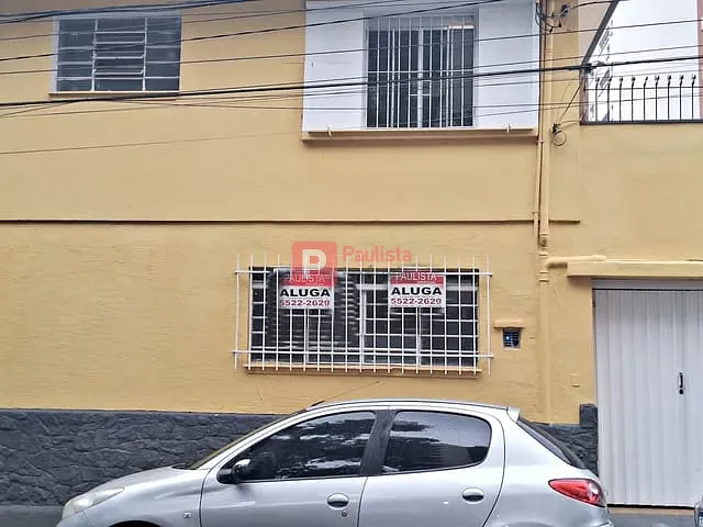 Sobrado 3 quartos e 2 banheiros, para alugar, no bairro Campo Belo em São Paulo