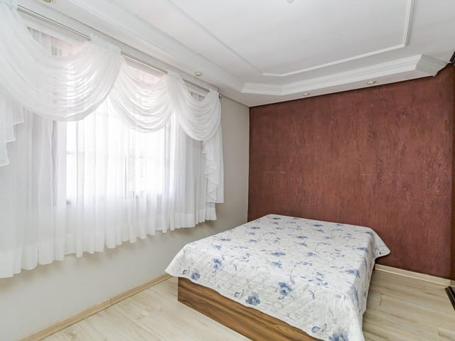Sobrado com 114m² 3 quartos e 3 banheiros, à venda, no bairro Guaira em Curitiba