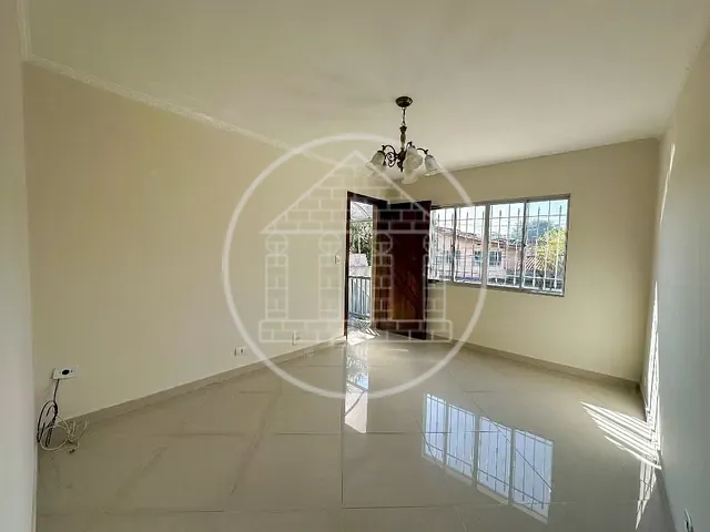 Sobrado com 154m² 2 quartos e 2 banheiros, à venda, no bairro Jardim Regis em São Paulo