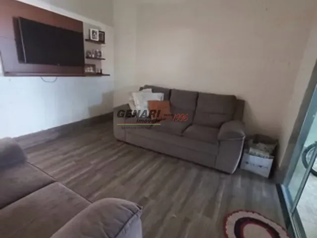 Sobrado com 206m² 4 quartos e 2 banheiros, à venda, no bairro Vila Pires da Cunha em Indaiatuba