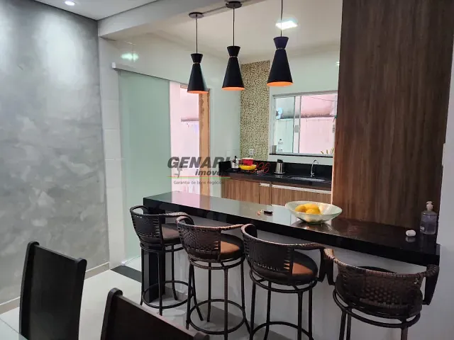 Sobrado com 250m² 5 quartos e 5 banheiros, à venda, no bairro Jardim Residencial Veneza em Indaiatuba
