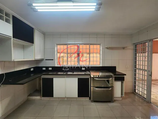 Sobrado 3 quartos e 2 banheiros, à venda, no bairro Jardim Olympia em São Paulo