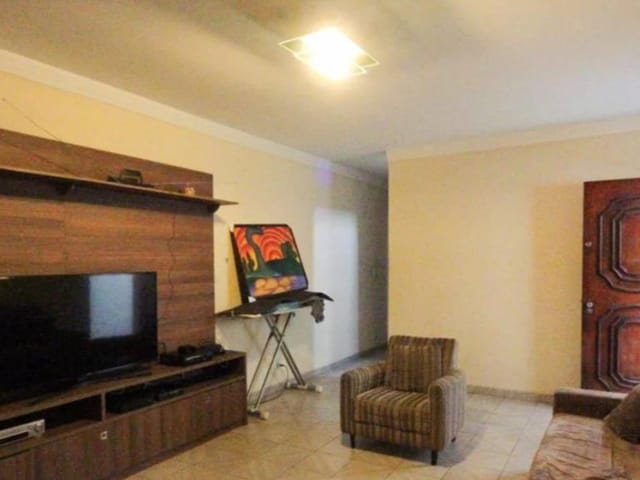 Sobrado com 250m² 3 quartos e 3 banheiros, à venda, no bairro Jaguará em São Paulo