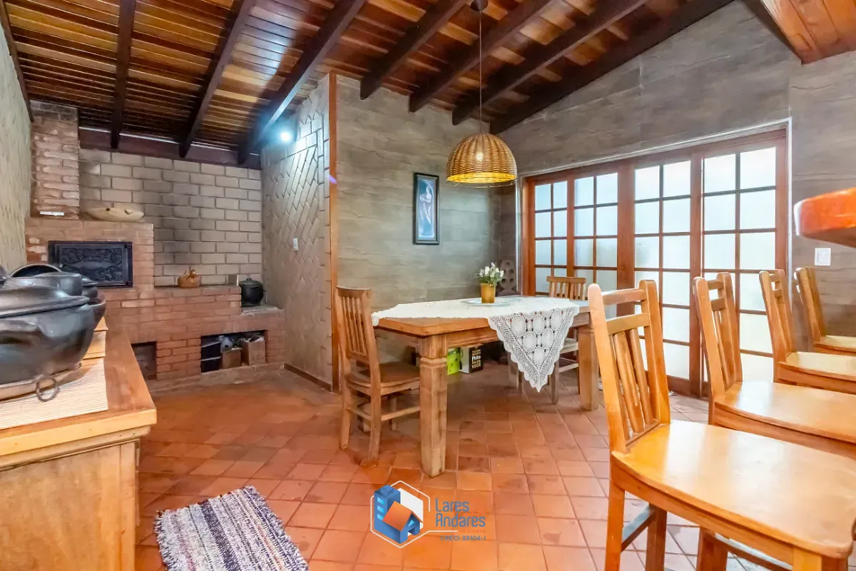 Sobrado, 3 quartos, 224 m² - Foto 1