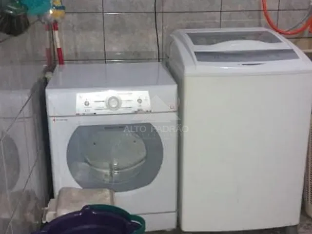 Sobrado com 160m² 4 quartos e 2 banheiros, à venda, no bairro Jardim Estrela em Mauá
