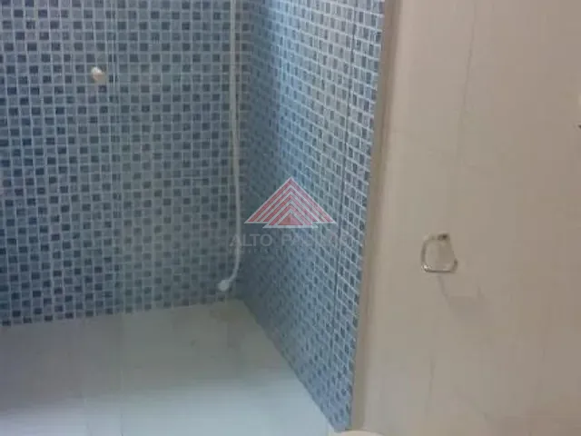 Sobrado com 160m² 4 quartos e 2 banheiros, à venda, no bairro Jardim Estrela em Mauá