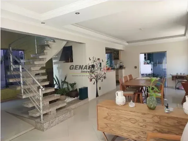 Sobrado com 270m² 4 quartos e 3 banheiros, à venda, no bairro Jardim Recanto do Valle em Indaiatuba