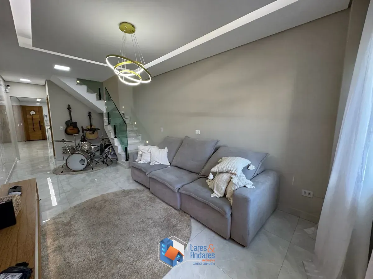Sobrado, 3 quartos, 15715 m² - Foto 3