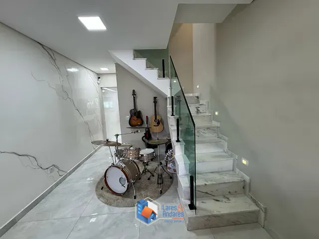 Sobrado com 15715m² 3 quartos e 3 banheiros, à venda, no bairro Penha de França em São Paulo
