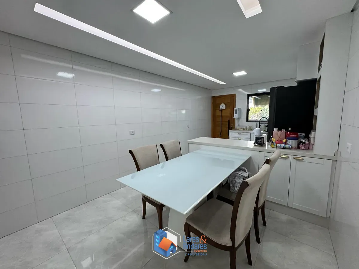 Sobrado, 3 quartos, 15715 m² - Foto 10