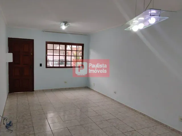 Sobrado com 140m² 3 quartos e 1 banheiro, para alugar, no bairro Jardim Ubirajara (Zona Sul) em São Paulo