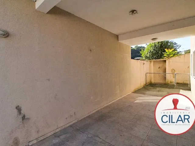 Casa 3 quartos e 3 banheiros, à venda, no bairro Pilarzinho em Curitiba