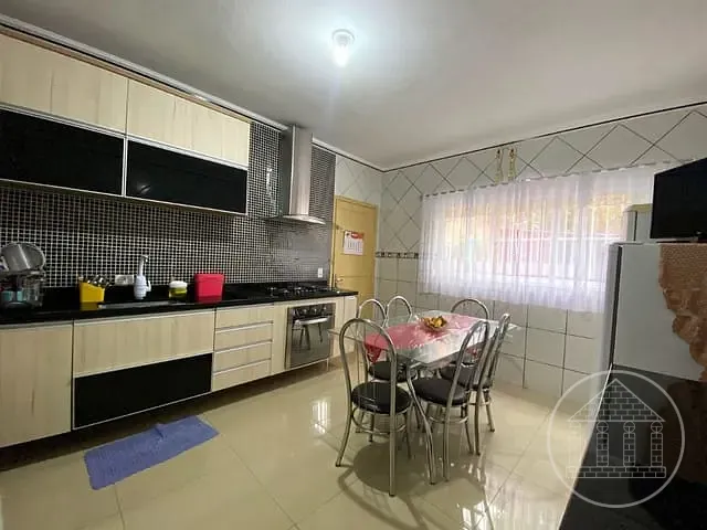 Sobrado com 150m² 4 quartos e 4 banheiros, à venda, no bairro Jardim Cliper em São Paulo