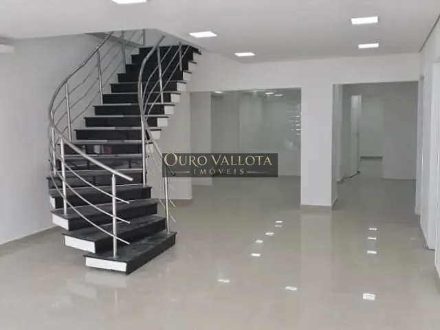 Sobrado com 350m², para alugar, no bairro Mooca em São Paulo