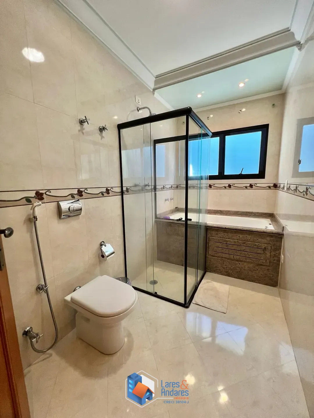 Sobrado, 4 quartos, 600 m² - Foto 25