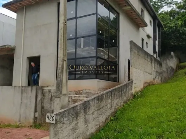 Sobrado com 430m², à venda, no bairro Bairro do Limoeiro em Arujá