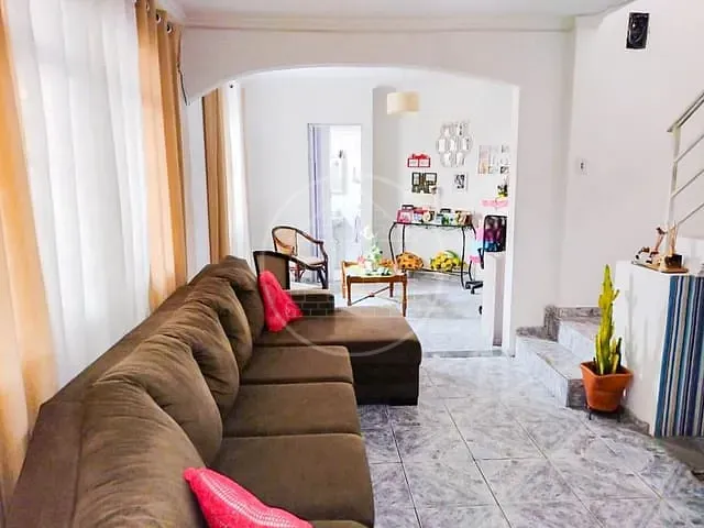 Sobrado com 250m² 3 quartos e 2 banheiros, à venda, no bairro Jardim São Bernardo em São Paulo