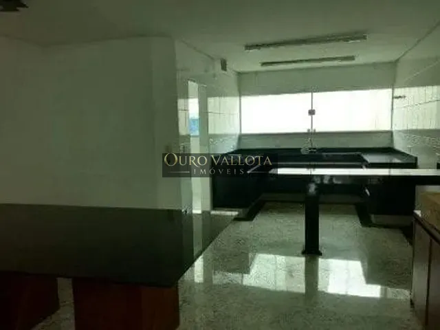 Sobrado 3 quartos e 3 banheiros, à venda, no bairro Vila Gilda em Santo André